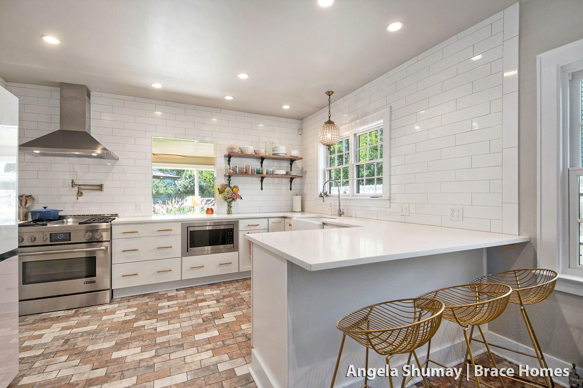 Grand Rapids, Michigan 49506, United States, 4 Bedrooms Bedrooms, ,3 BathroomsBathrooms,Residential,Active,221814