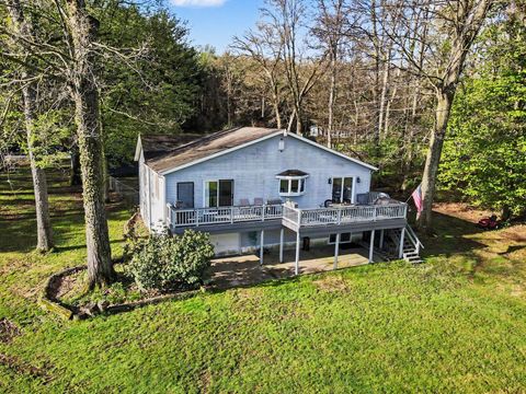 Photo of 31134 Brandywine Road, Gobles, MI 49055 (MLS # 26019428)