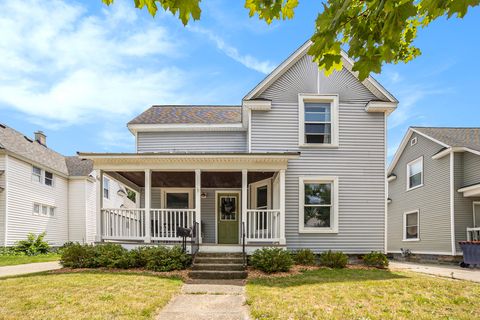 Single Family Residence in Holland MI 64 17th Street.jpg