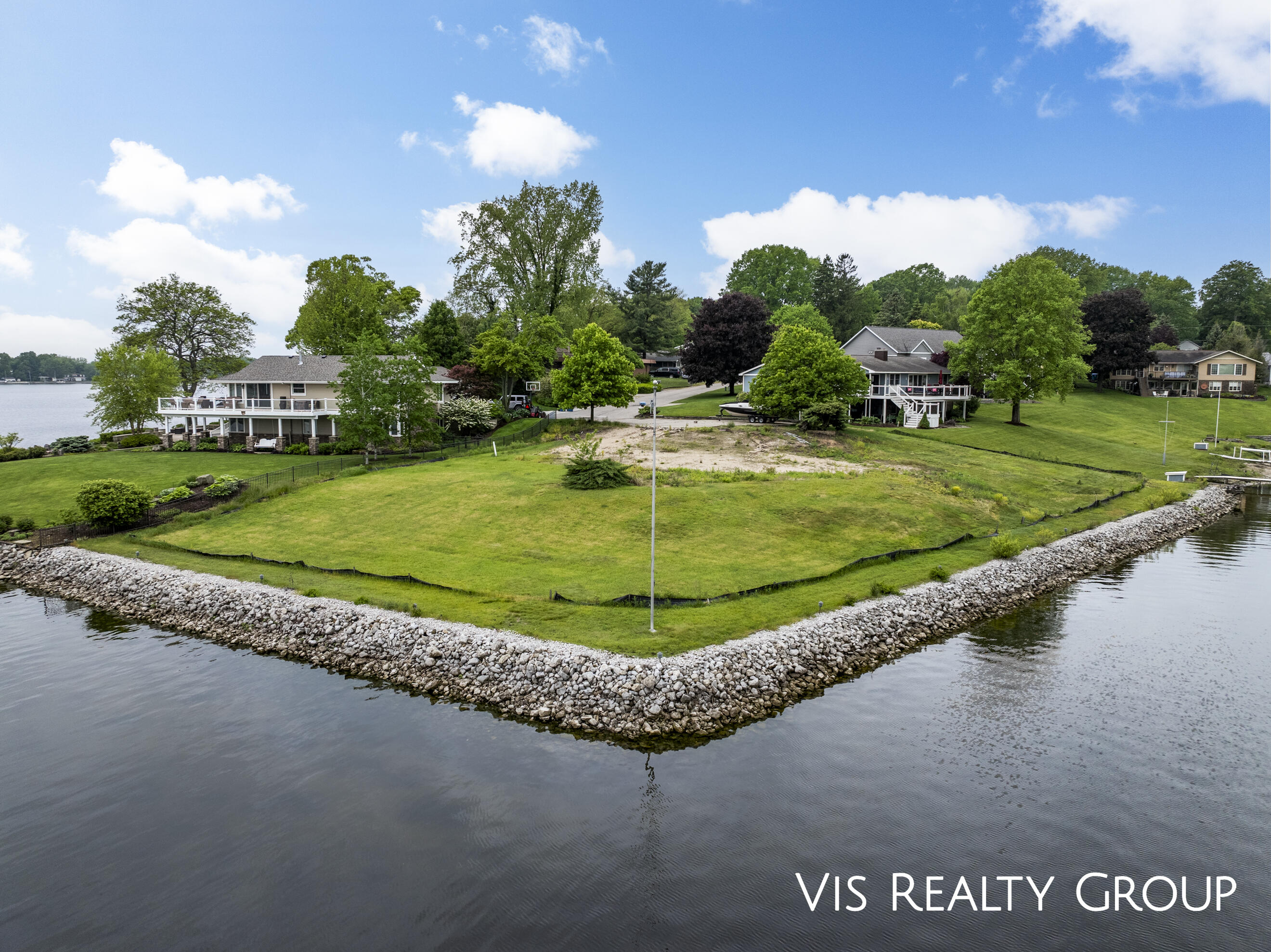 16073 Lake Point Drive