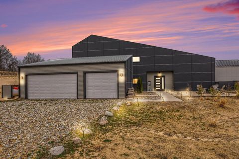 Photo of 7426 Lake Solis Drive, Stevensville, MI 49127 (MLS # 26013159)