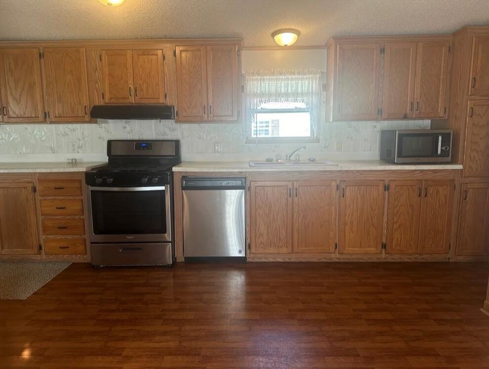 69205 Garver Lake