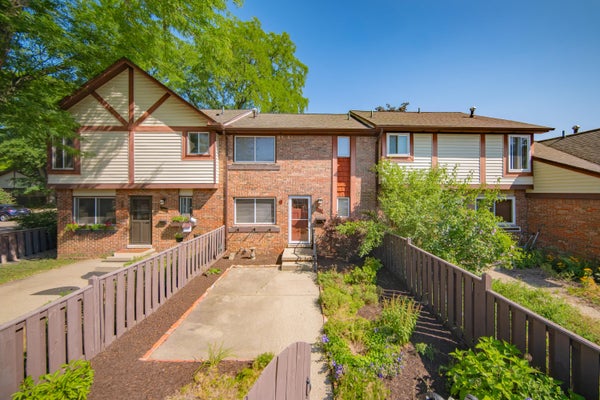 963 TERRACE LN, YPSILANTI, MI 48198 - Image fe8a1ea79fb58735cdb53558a5596c68/21062329