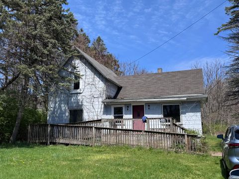 257 Madeline Avenue, Benton Harbor, MI 49022 - MLS#: 25018667