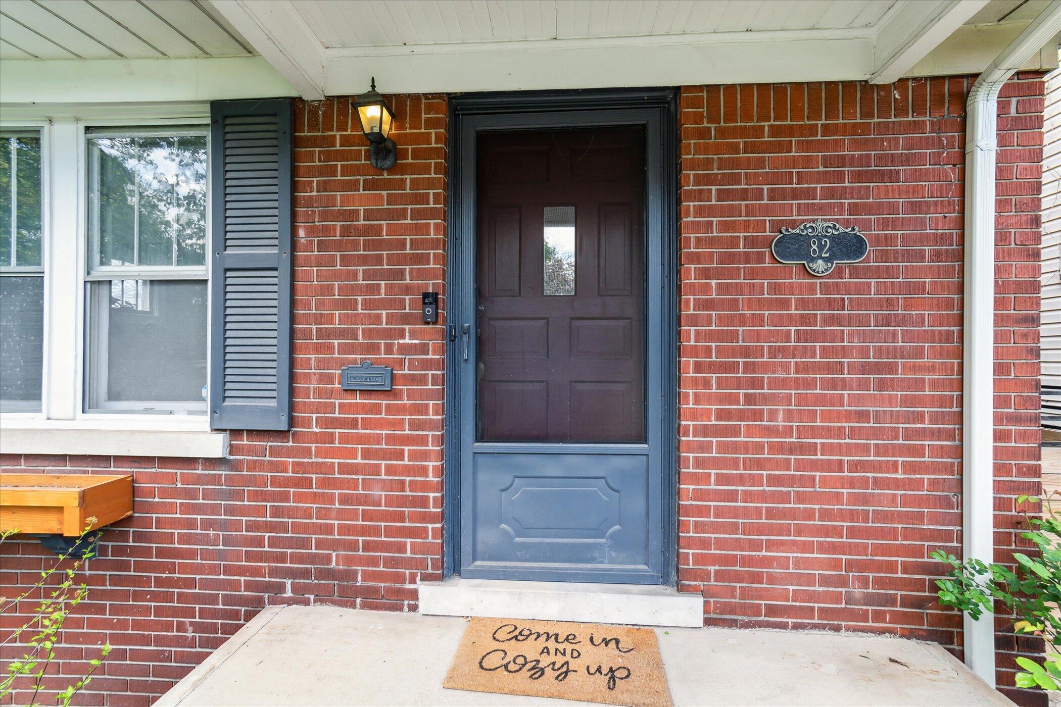 Wyandotte, Michigan 48192, United States, 3 Bedrooms Bedrooms, ,2 BathroomsBathrooms,Residential,Contingent,126211