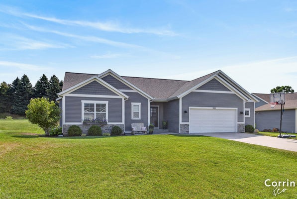 1520 SHENANDOAH DR, ZEELAND, MI 49464 - Image fea59005b27ef7bc03f953895376d9ec/2545262603