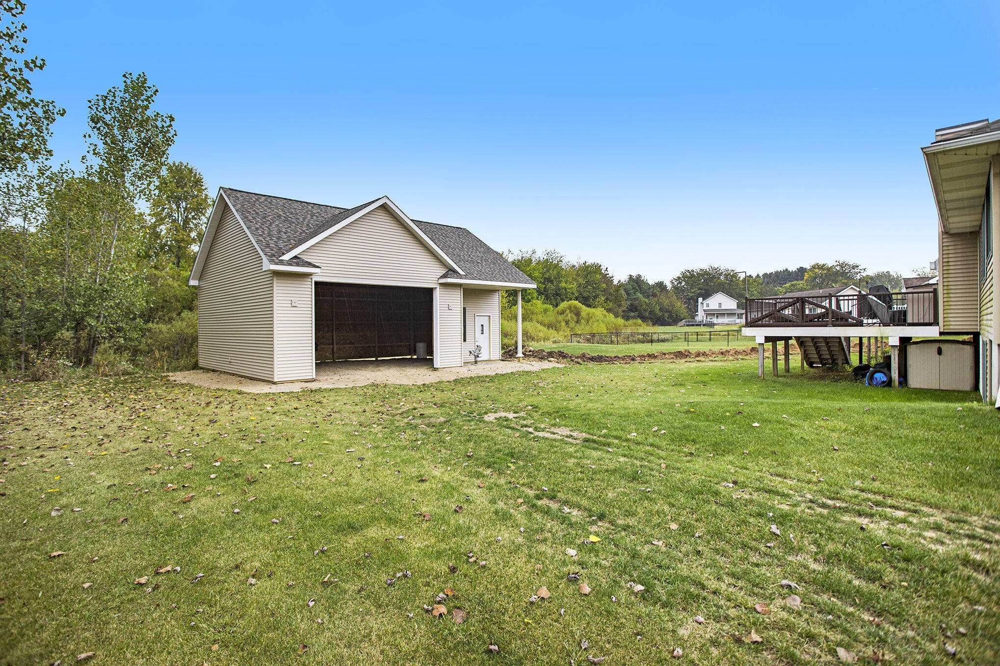 Battle Creek, Michigan 49014, United States, 5 Bedrooms Bedrooms, ,3 BathroomsBathrooms,Residential,Pending,216261