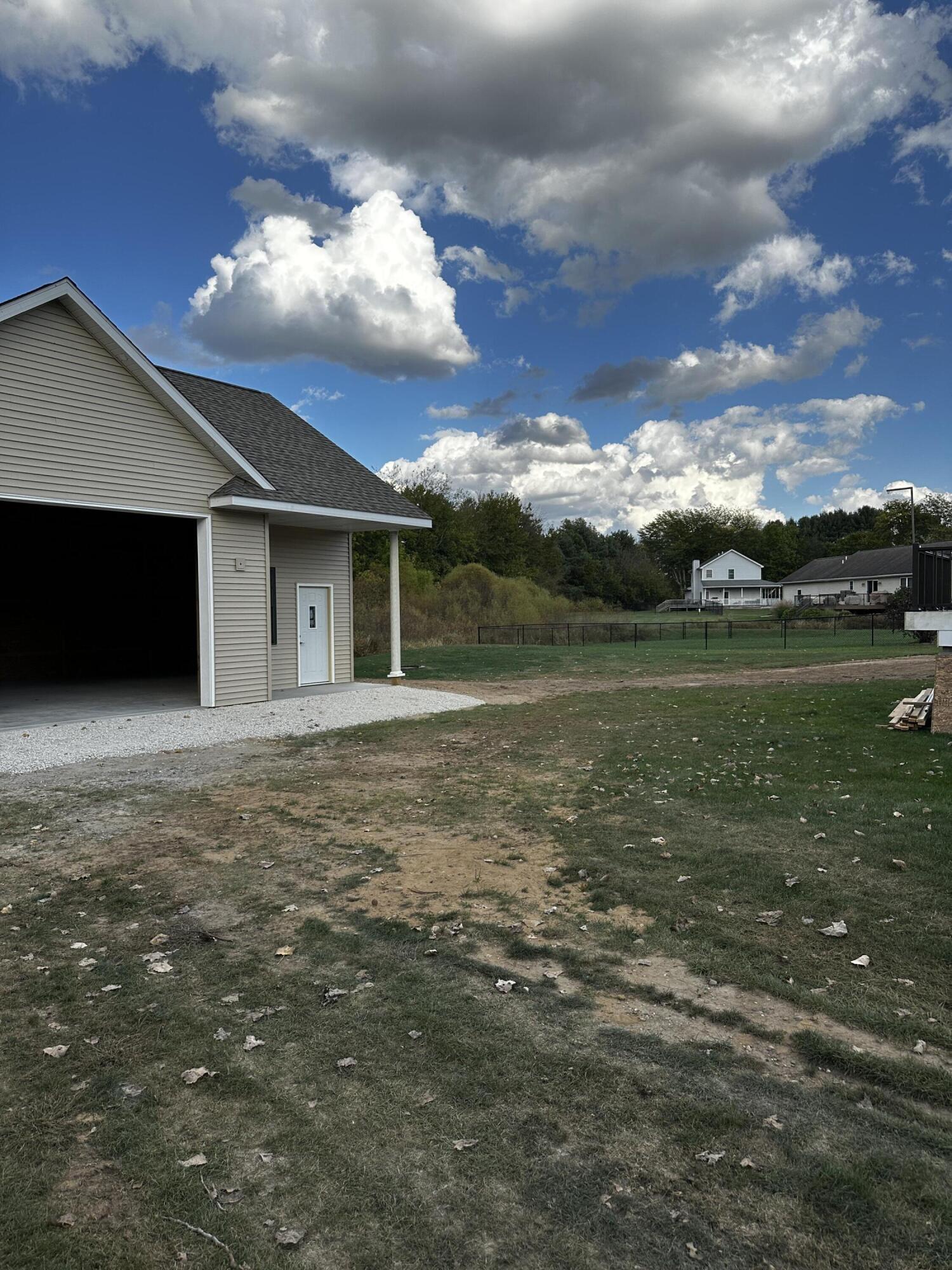 Battle Creek, Michigan 49014, United States, 5 Bedrooms Bedrooms, ,3 BathroomsBathrooms,Residential,Pending,216261