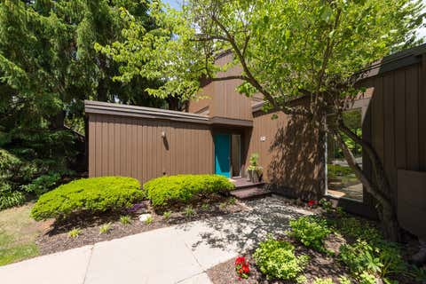 Photo for 10 Westbury Court