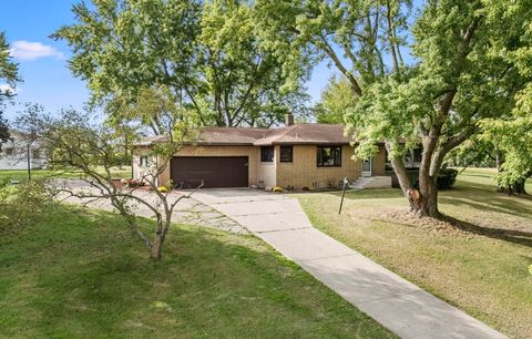 2190 W Glendora Road Buchanan MI 49107