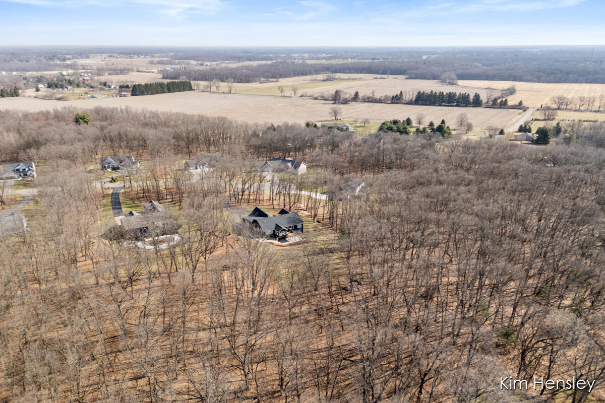 Rockford, Michigan, 49341, United States, 5 Bedrooms Bedrooms, ,4 BathroomsBathrooms,Residential,Active,2041425