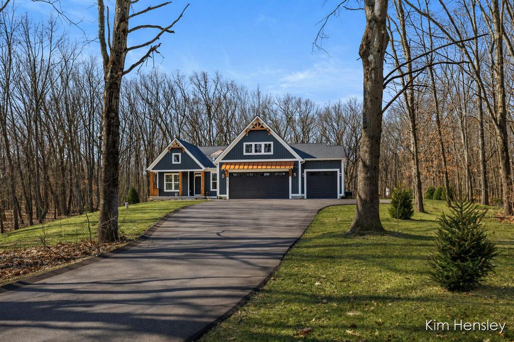 Photo of 8780 Bentham Court, Rockford, MI 49341 (MLS # 26017508)
