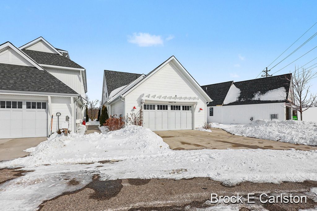 Photo of 946 Boardwalk Cove Drive, Muskegon, MI 49441 (MLS # 26005143)
