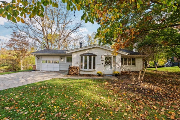 3888 W LOCH ALPINE DR, ANN ARBOR, MI 48103 - Image fefa3bf6bc2f58a926b5201ac7bf1bce/1271161634