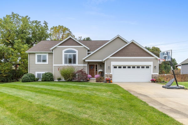 1074 SERENITY RIDGE DR, WAYLAND, MI 49348 - Image ff0e073a469e64131fb3fecd99556ced/3843957002