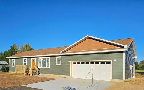 7462 S 102nd Avenue, Rothbury, MI 49452 - MLS#: 25014212