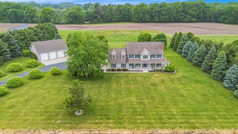 Photo of 2191 W Linco Road, Stevensville, MI 49127 (MLS # 25025105)