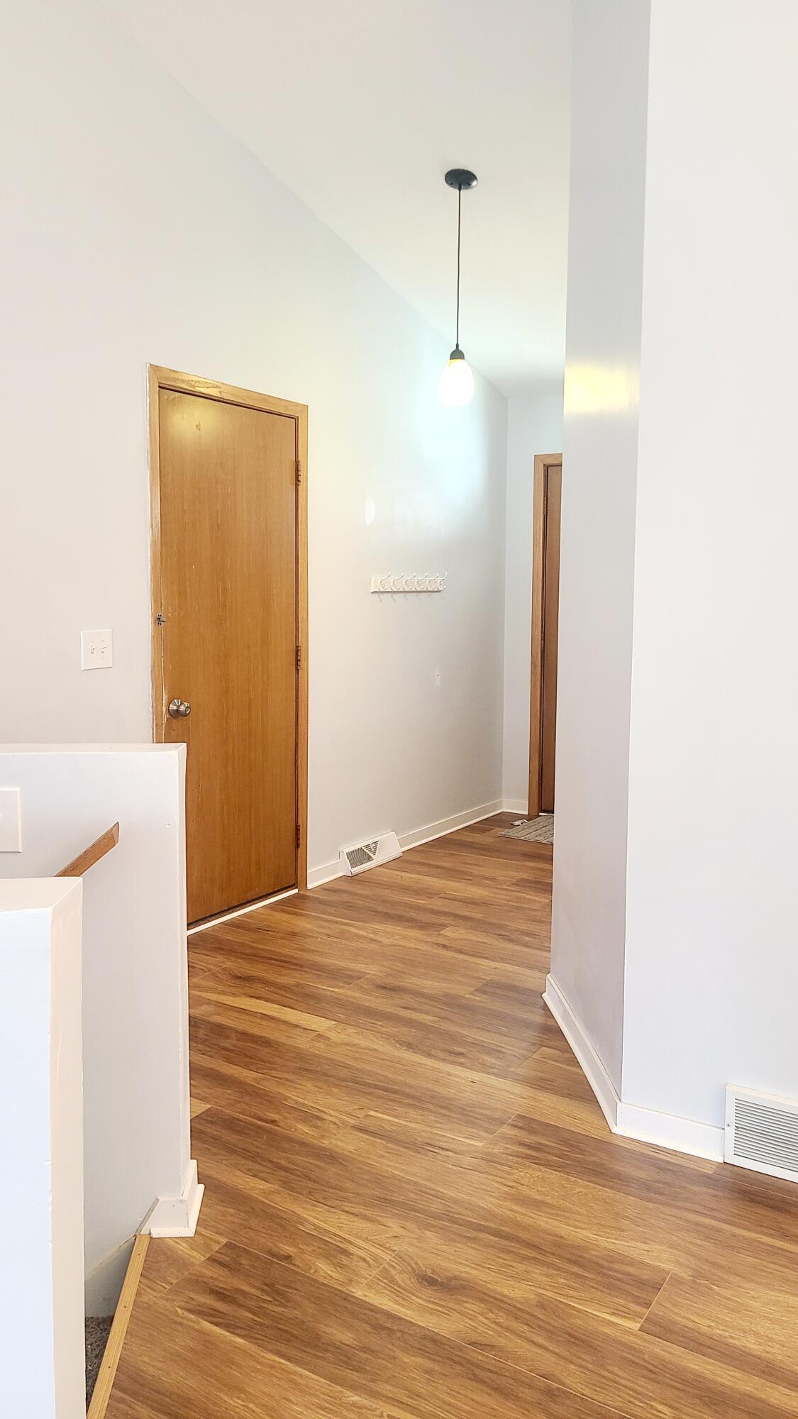 Kentwood, Michigan 49512, United States, 4 Bedrooms Bedrooms, ,3 BathroomsBathrooms,Residential,Active,206720