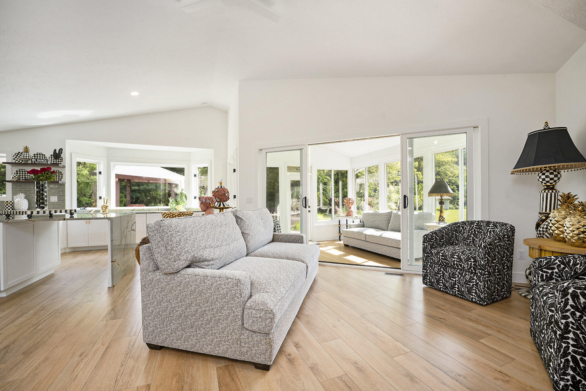 Augusta, Michigan 49012, United States, 4 Bedrooms Bedrooms, ,4 BathroomsBathrooms,Residential,Pending,141965