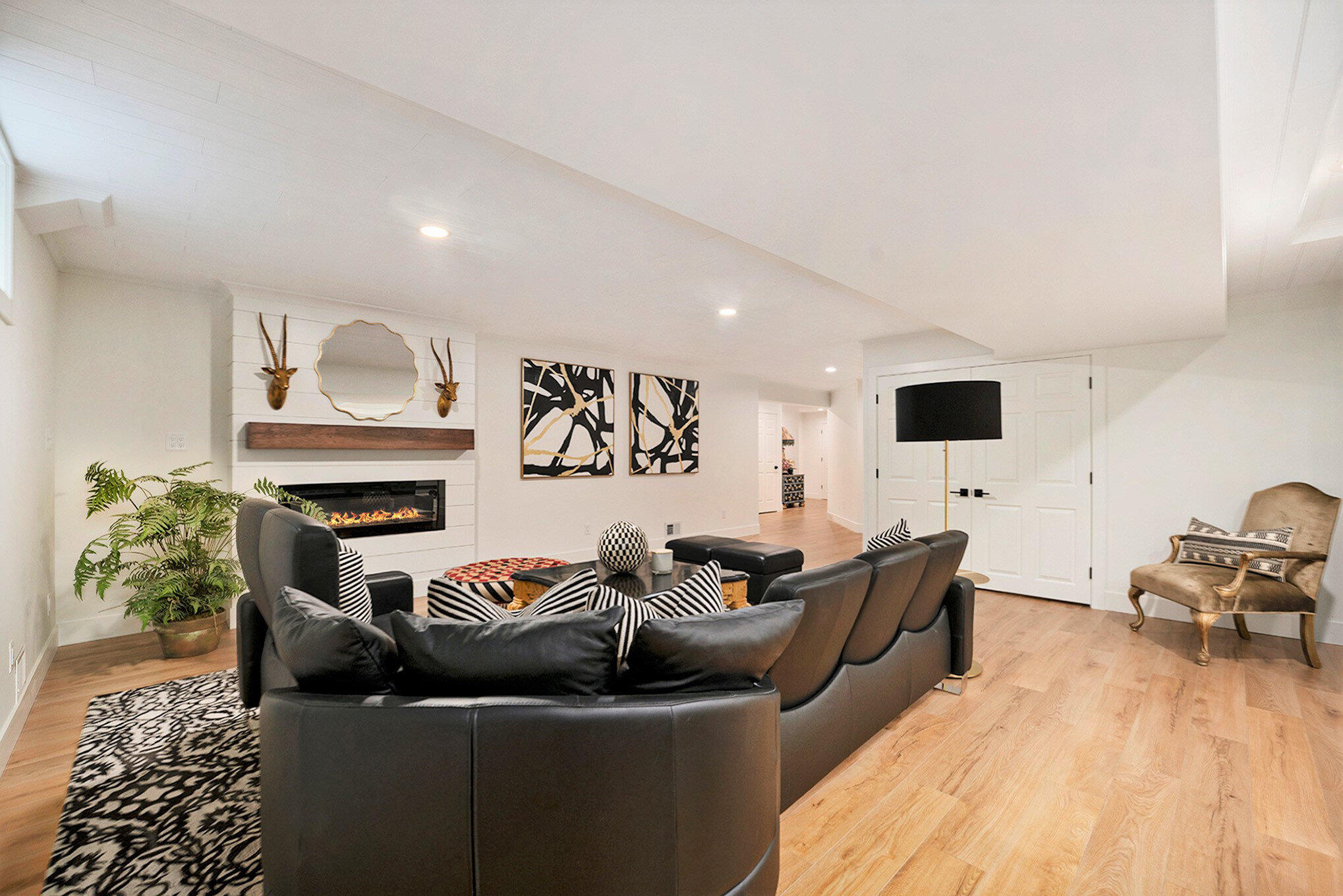 Augusta, Michigan 49012, United States, 4 Bedrooms Bedrooms, ,4 BathroomsBathrooms,Residential,Pending,141965