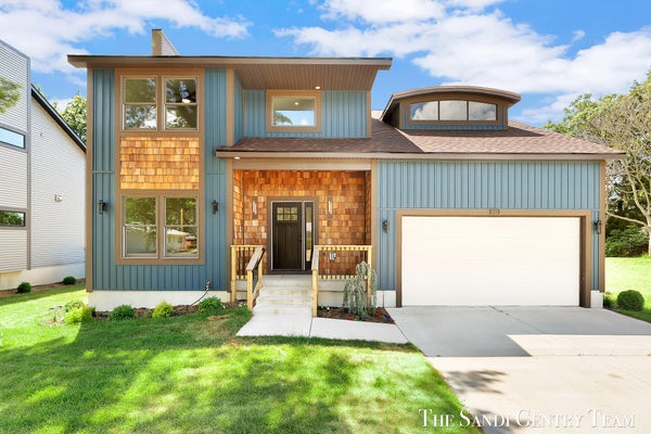 1032 ARLINGTON AVE, GRAND HAVEN, MI 49417 - Image ffe231783ba437ee0d2a71e70aa2e4eb/1057602203