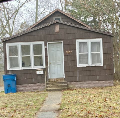 Photo of 3237 Highland Street, Muskegon Heights, MI 49444 (MLS # 26009478)