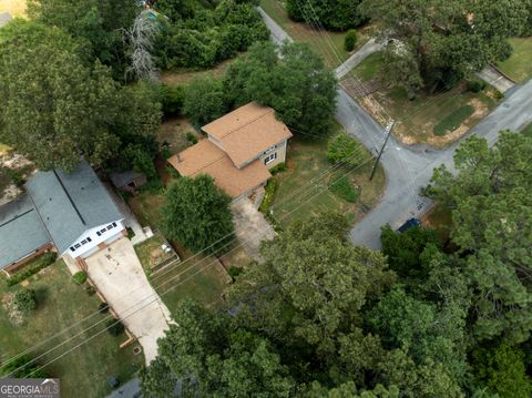 A home in Warner Robins