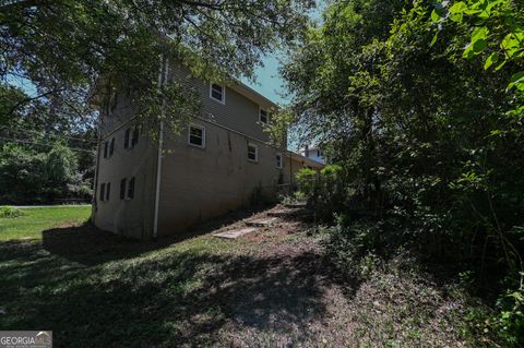 A home in Warner Robins