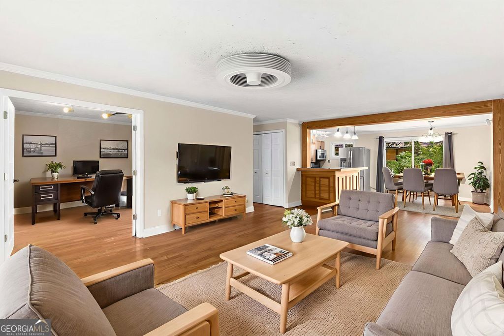 Photo of 115 Biscayne Drive NW #E3, Atlanta, GA 30309 (MLS # 10695326)