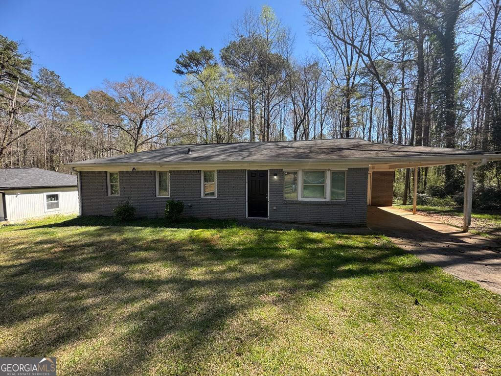 Photo of 2536 Butner Road SW, Atlanta, GA 30331 (MLS # 10715177)