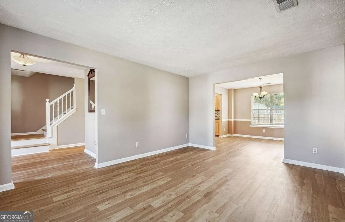 Courts @ Overlook - Residential