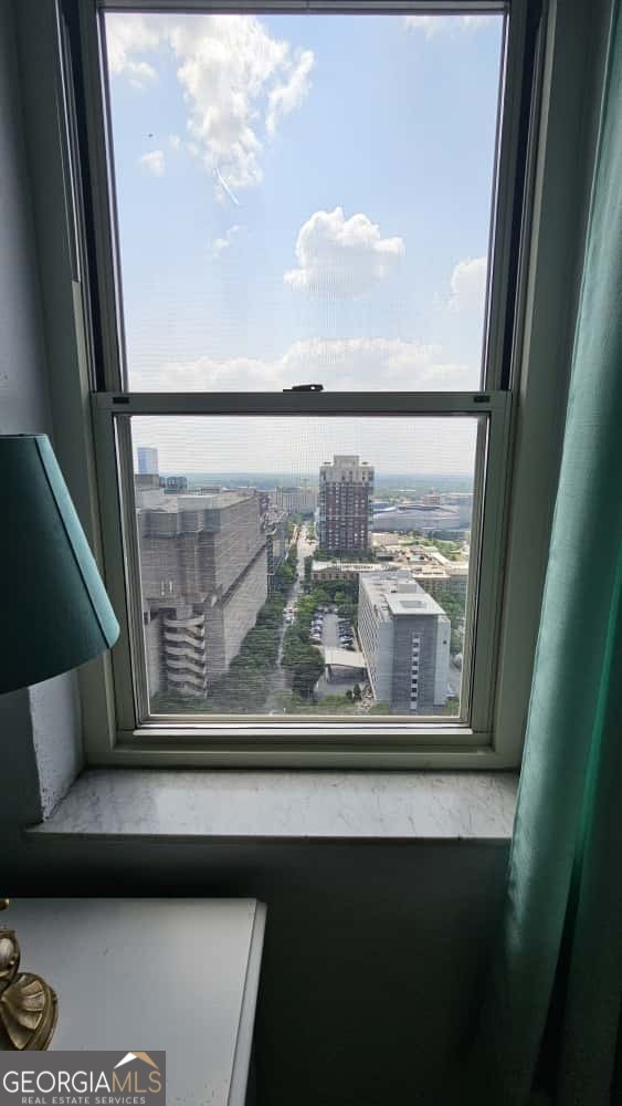 Peachtree Towers - Residential Income