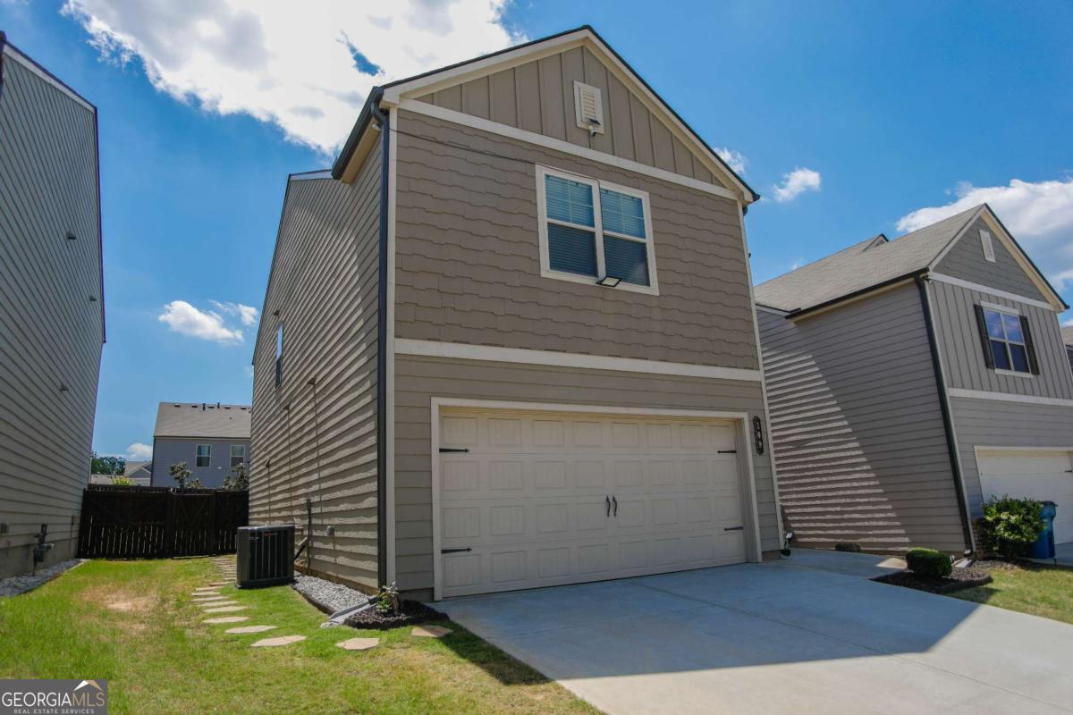 109 Auburn Crossing DR