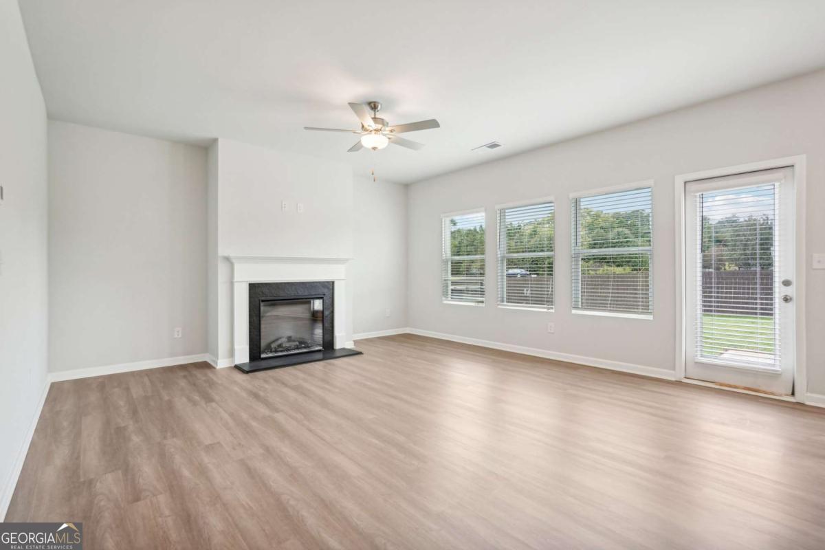 426 Lanier CIR