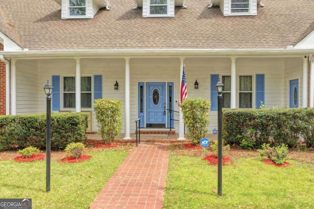 Photo of 10995 Parsons Road, Johns Creek, GA 30097 (MLS # 10725337)