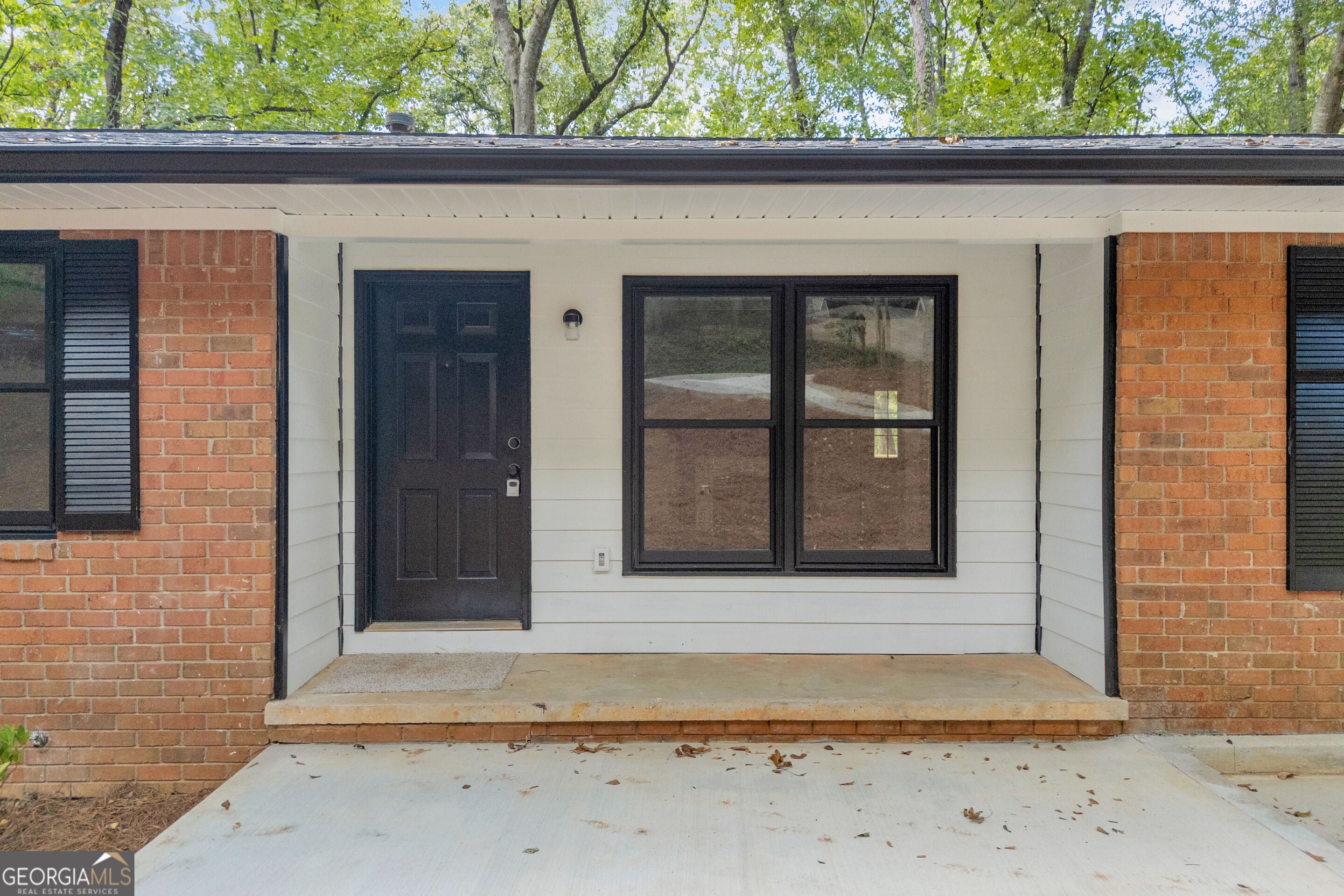 270 Spalding CIR