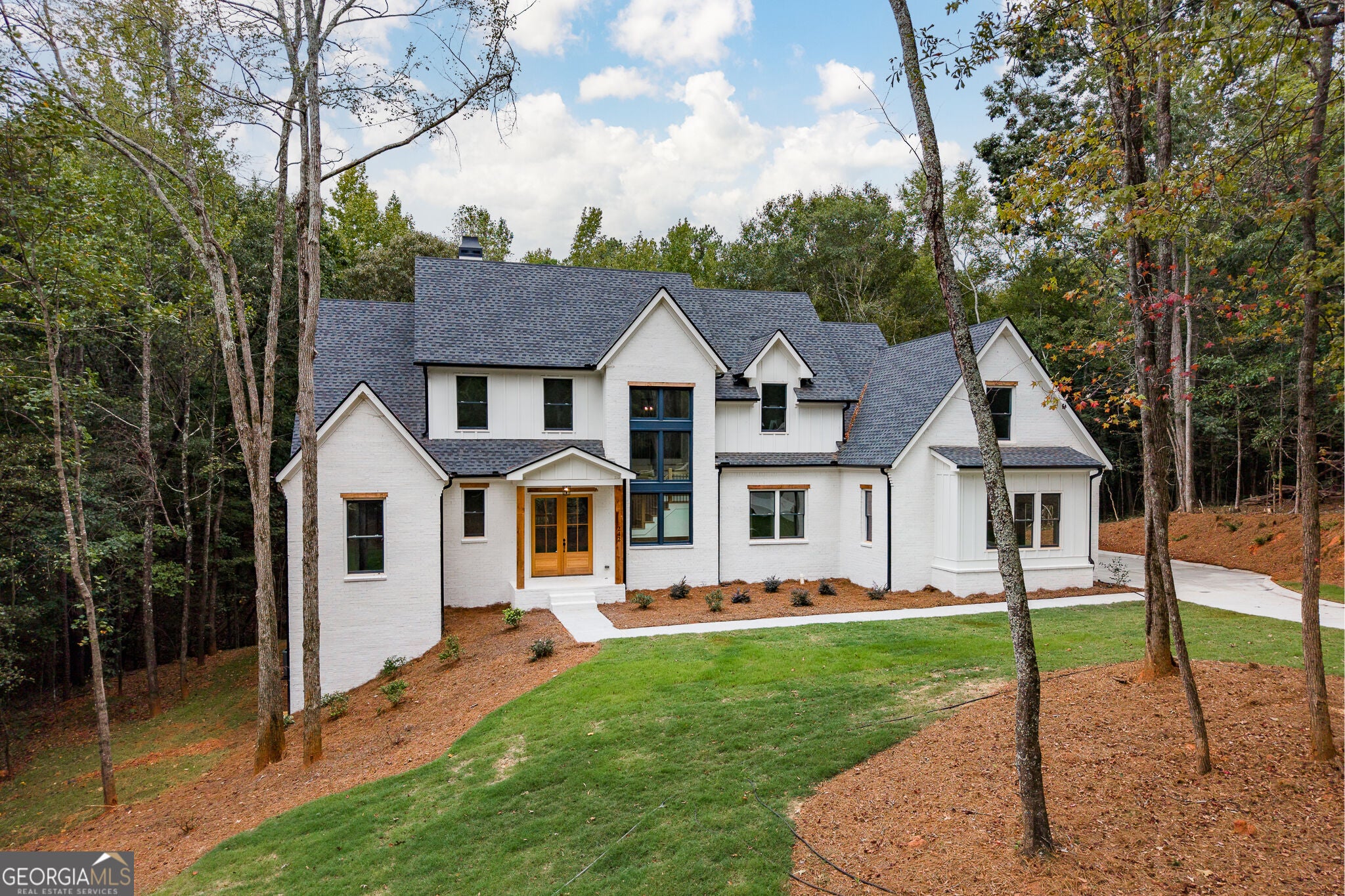242 Carriage AVE