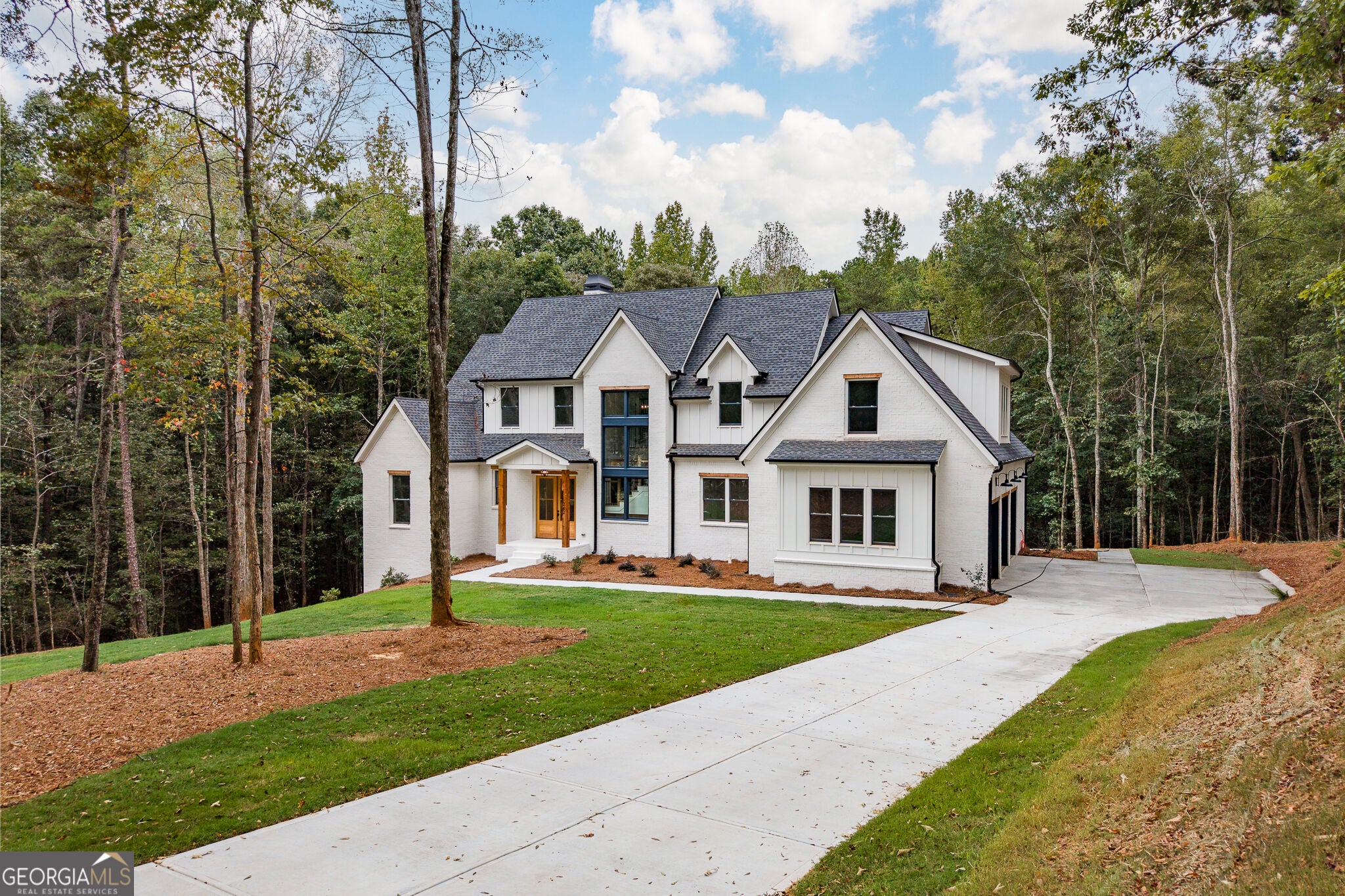 242 Carriage AVE