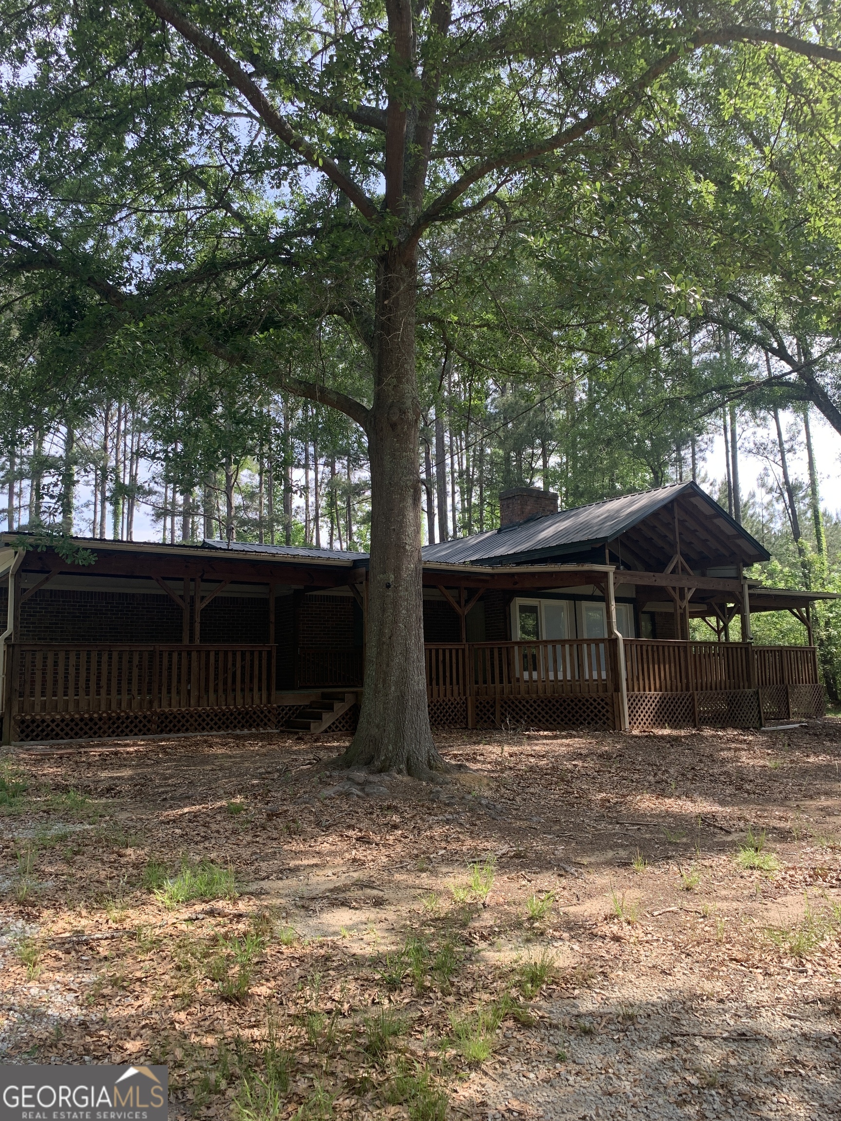 9.95 Acres!! Ready to be called home!!! Secluded!! Call Jaime Rodriguez at 770-685-5767 for more info ASAP!!