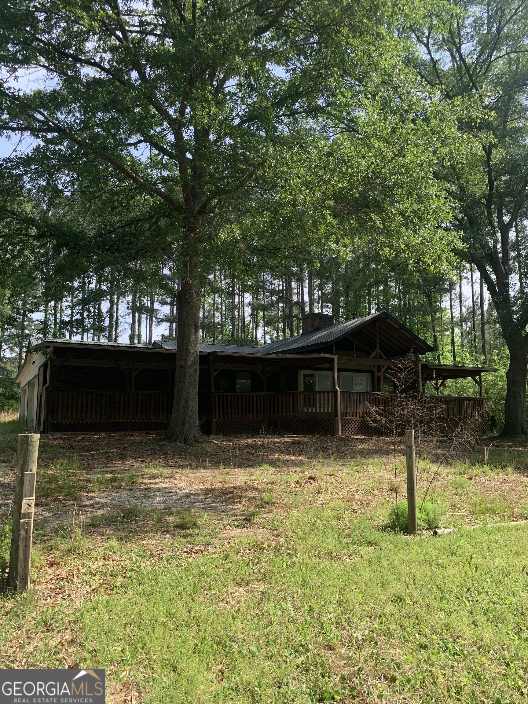 3255 Flat Shoals RD SW