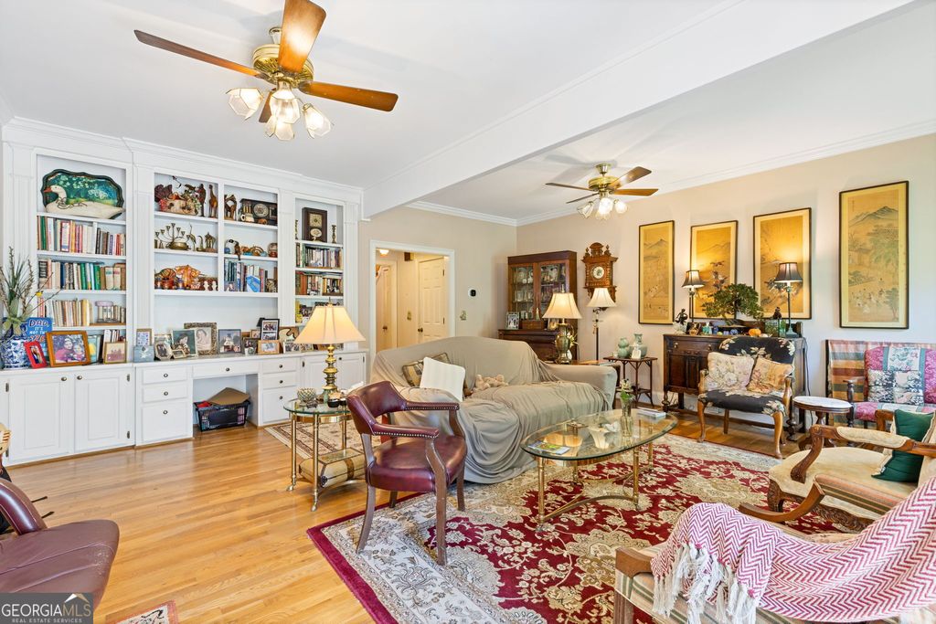 Photo of 2122 Heritage Heights, Decatur, GA 30033 (MLS # 10782292)