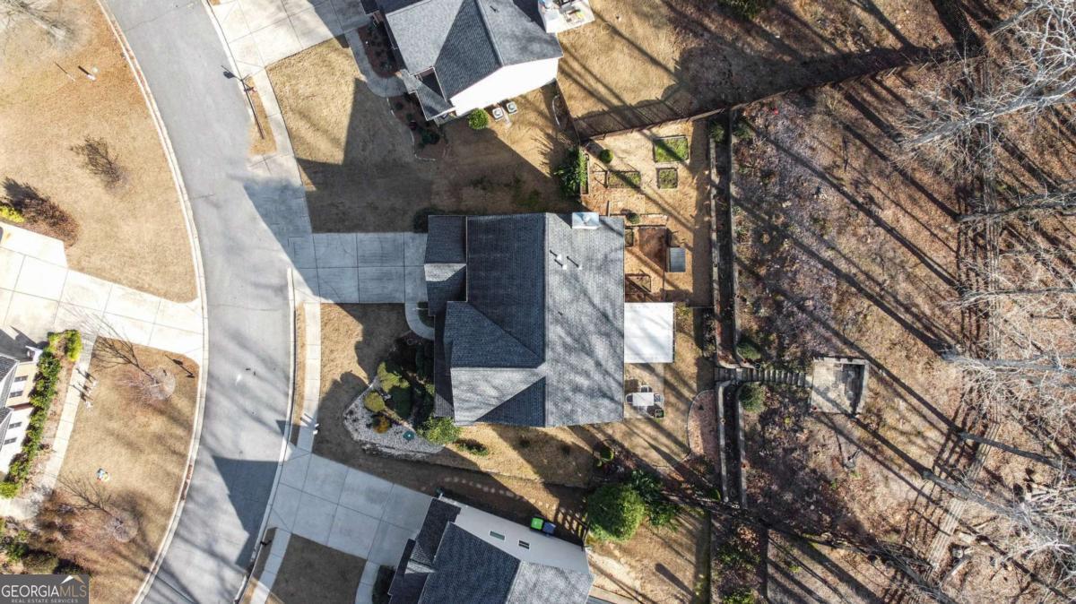 6645 Grove Meadows LN