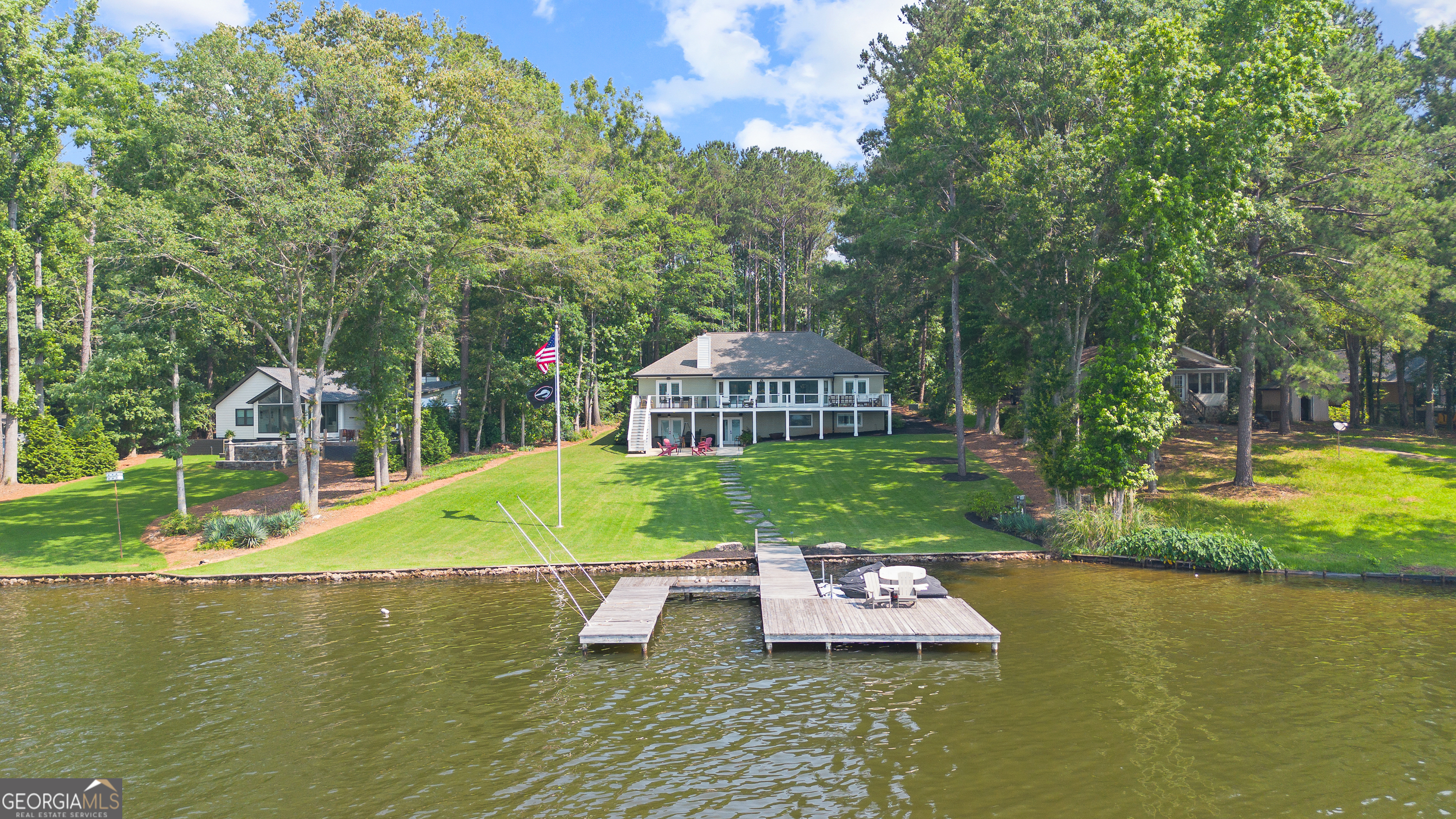 Phoenix Lake - Residential
