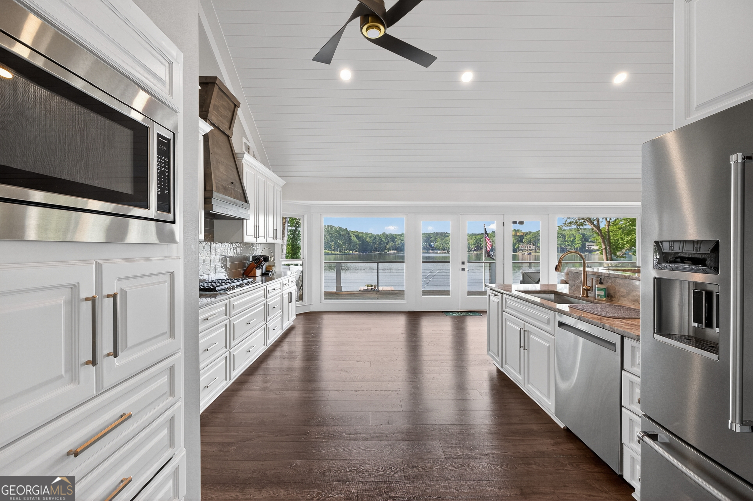 Phoenix Lake - Residential