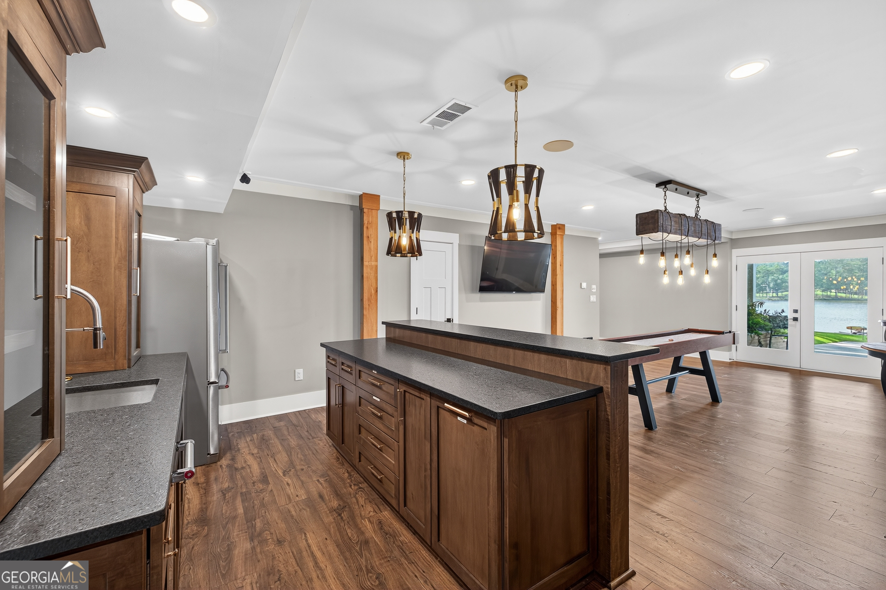 Phoenix Lake - Residential