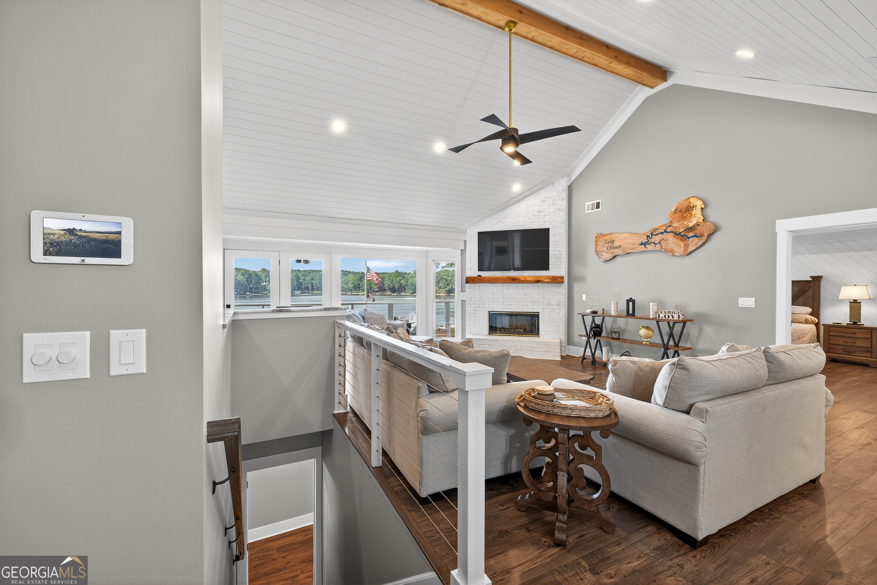 Phoenix Lake - Residential