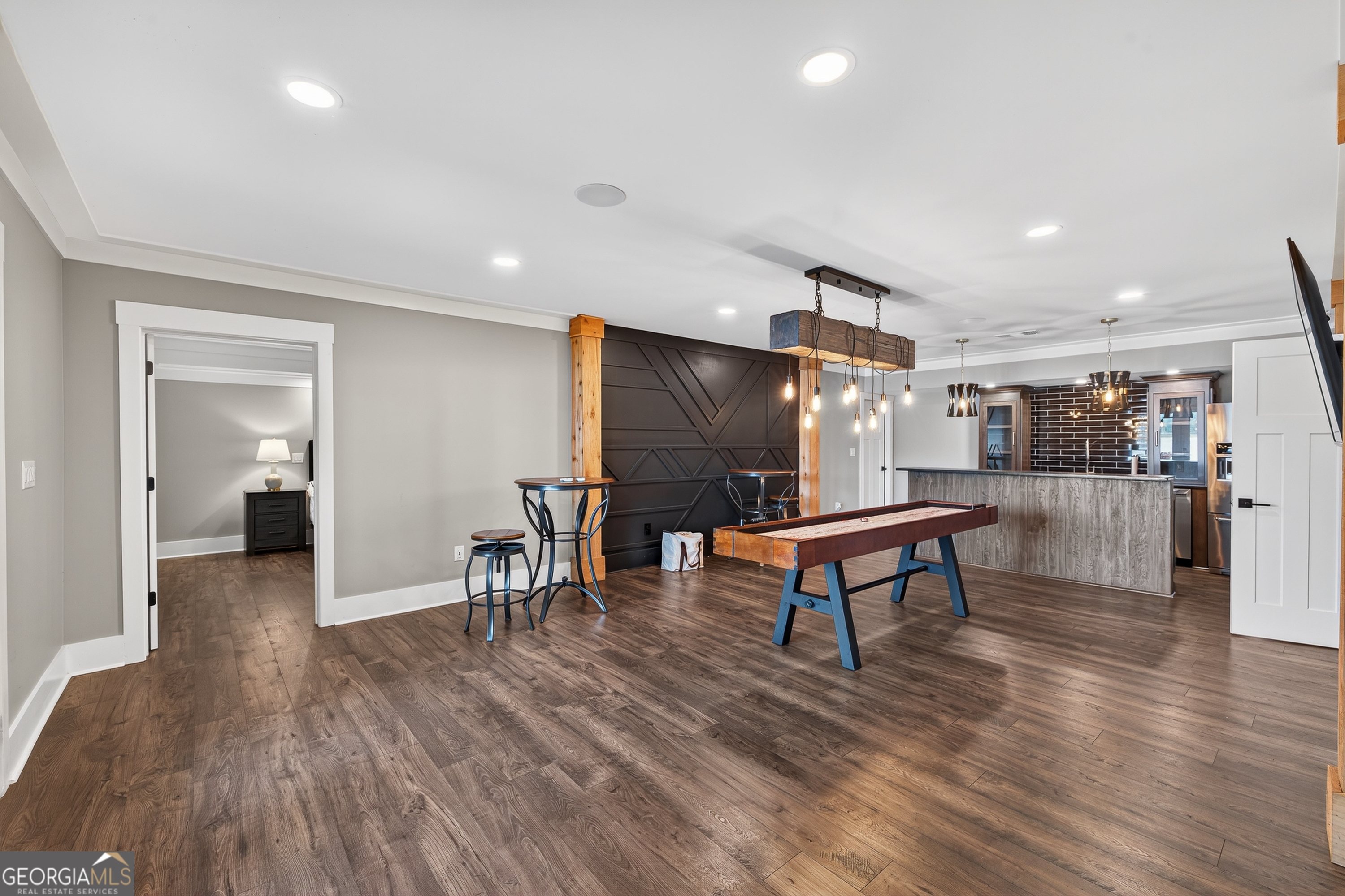 Phoenix Lake - Residential