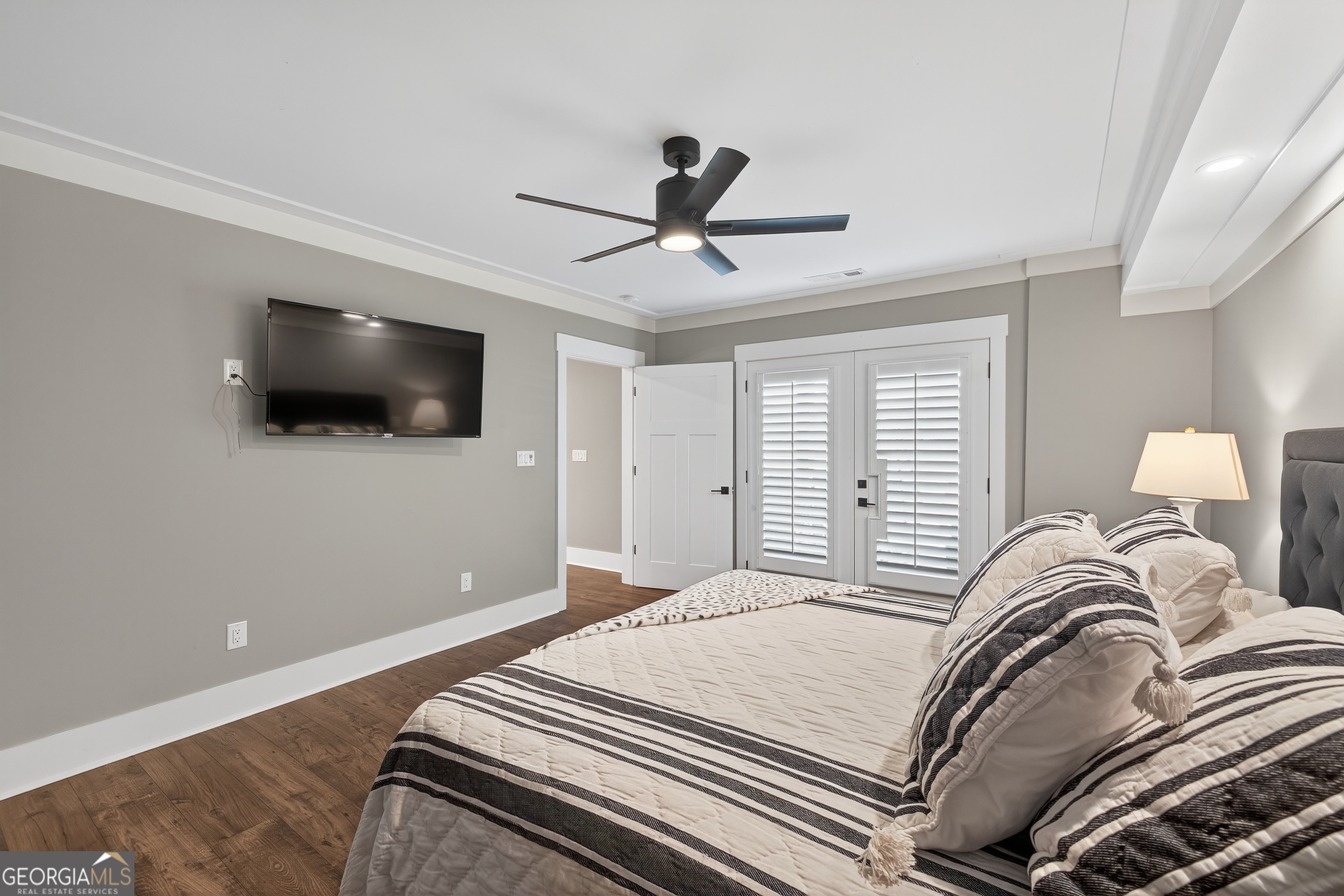 Phoenix Lake - Residential