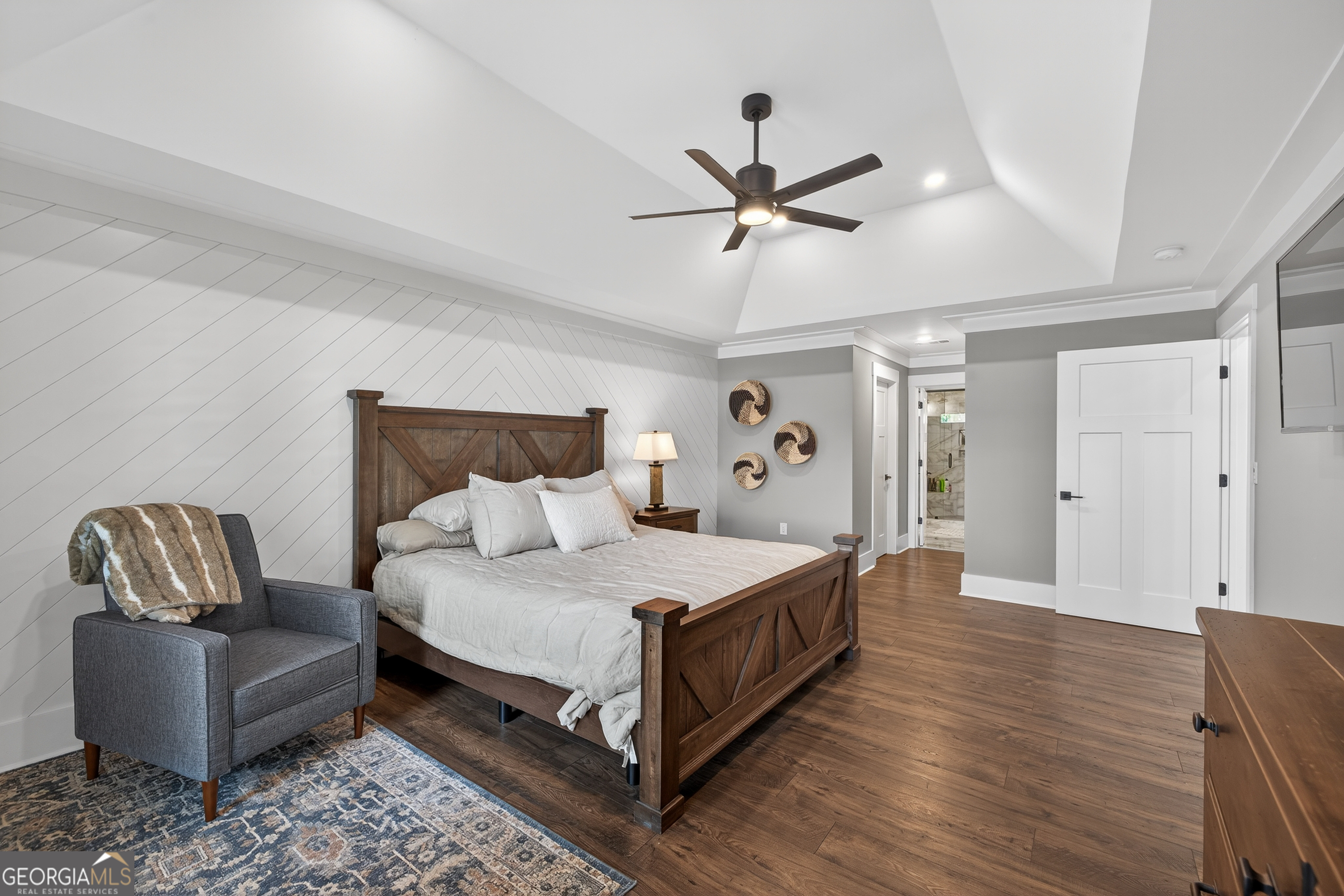 Phoenix Lake - Residential