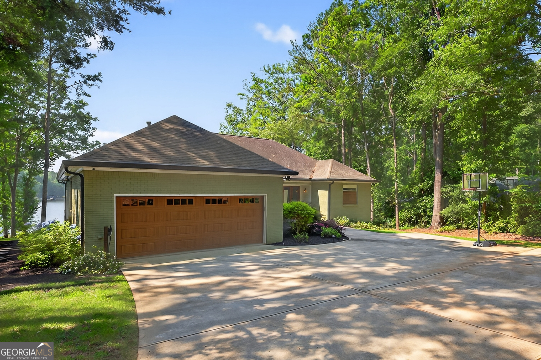 Phoenix Lake - Residential